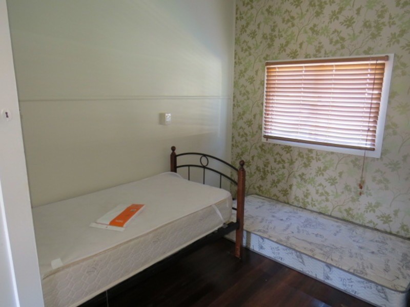 34 Creek Street, Bowen QLD 4805