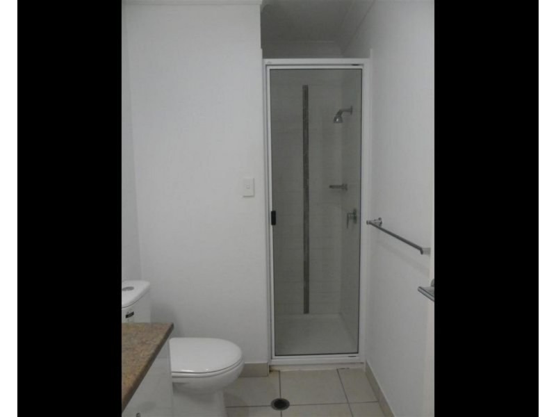 2/74a Powell Street, Bowen QLD 4805