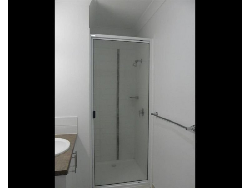 2/74a Powell Street, Bowen QLD 4805