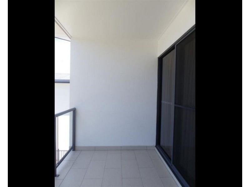 2/74a Powell Street, Bowen QLD 4805