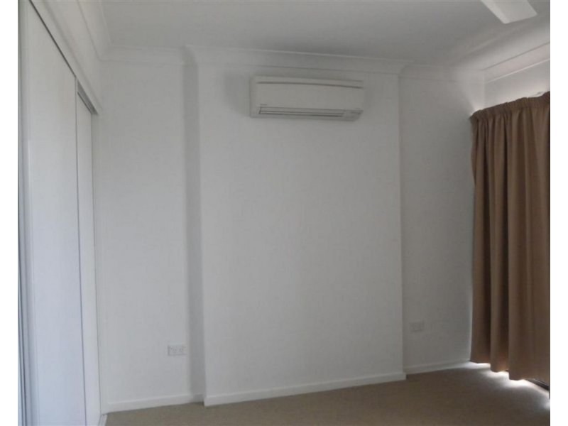 5/74a Powell Street, Bowen QLD 4805