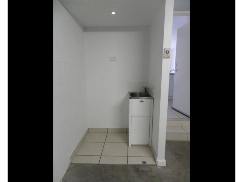 5/74a Powell Street, Bowen QLD 4805