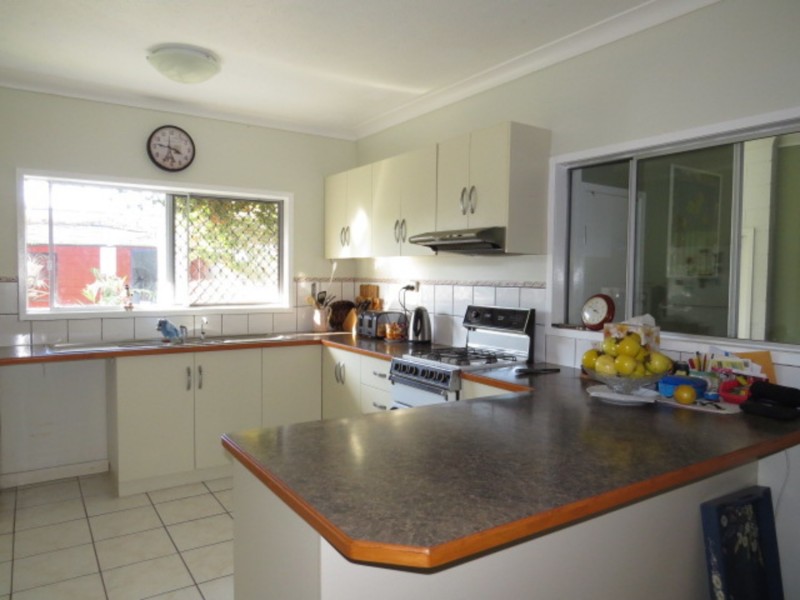 44 Avoca Road, Bowen QLD 4805