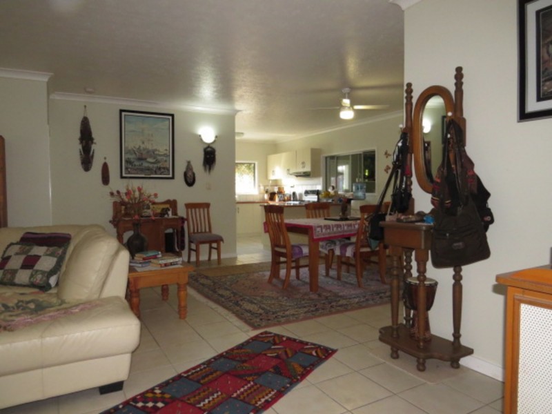 44 Avoca Road, Bowen QLD 4805