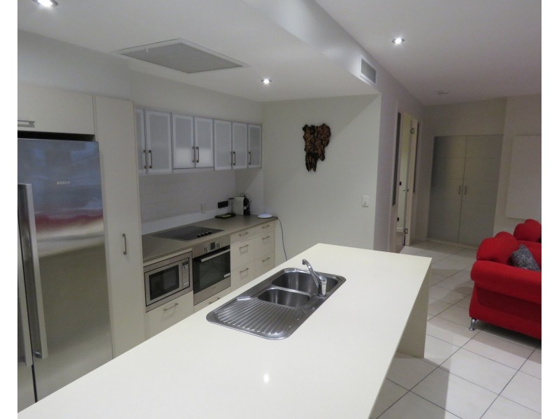 15/2b Horseshoe Bay Road, Bowen QLD 4805