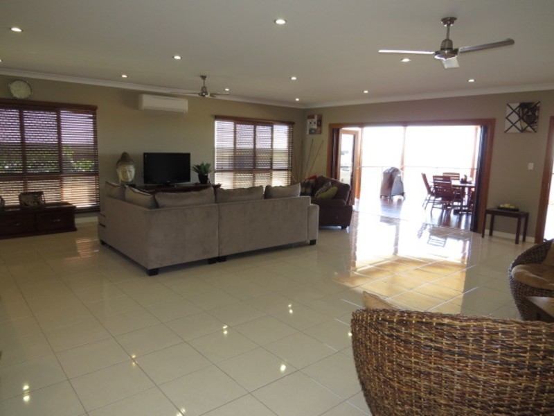 9 Bayside Court, Bowen QLD 4805