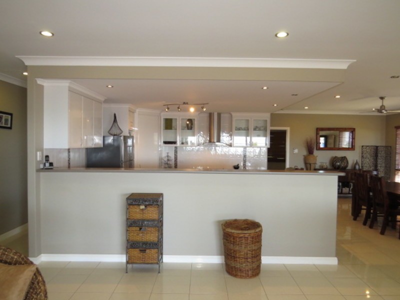 9 Bayside Court, Bowen QLD 4805