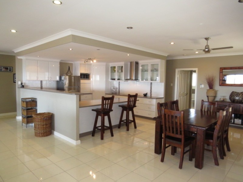 9 Bayside Court, Bowen QLD 4805