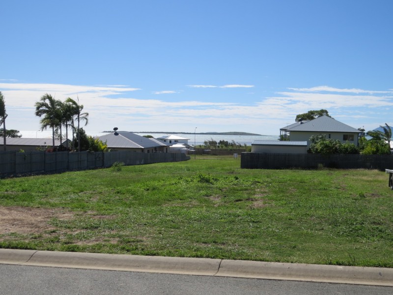 8 Marine Parade, Bowen QLD 4805