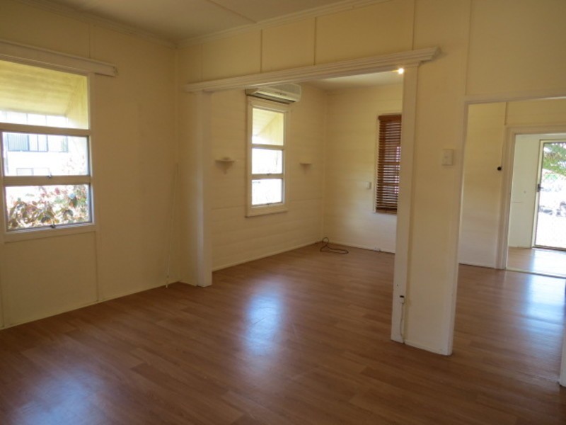 36 Poole Street, Bowen QLD 4805