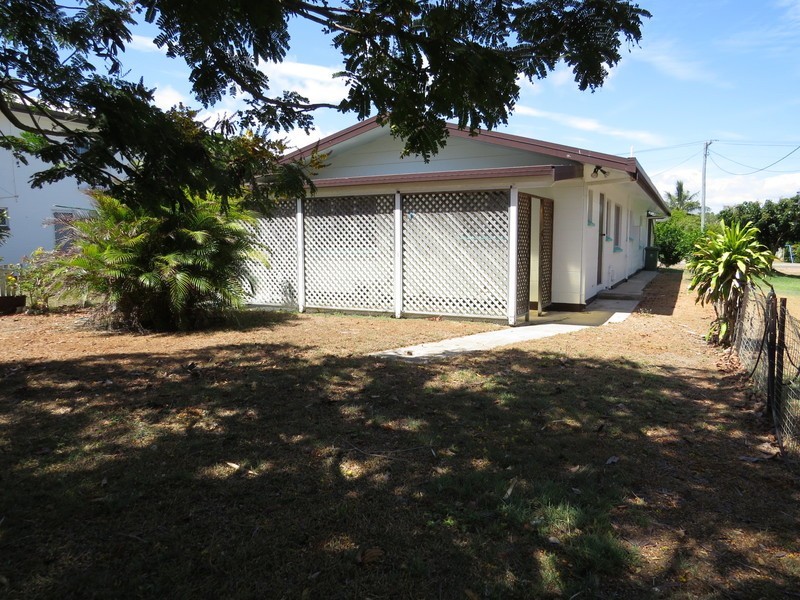 52 Whitsunday Street, Bowen QLD 4805