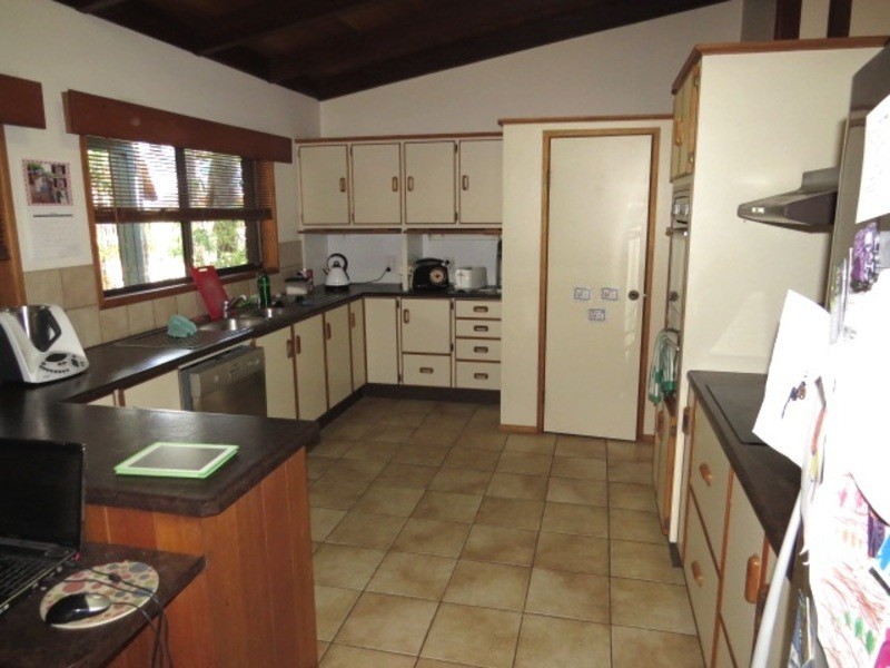 9 Avicennia Street, Bowen QLD 4805