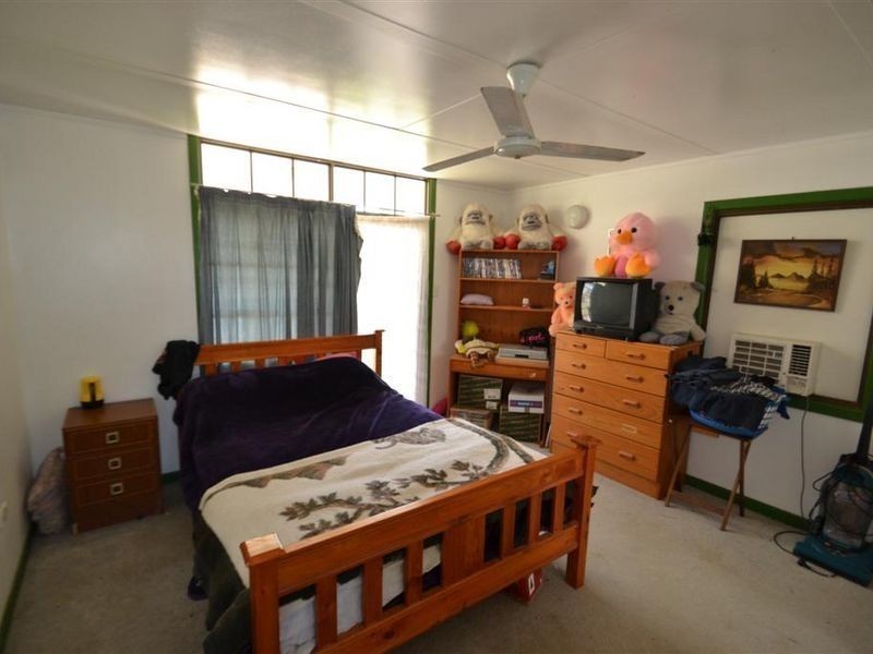 44 Field Street, Bowen QLD 4805