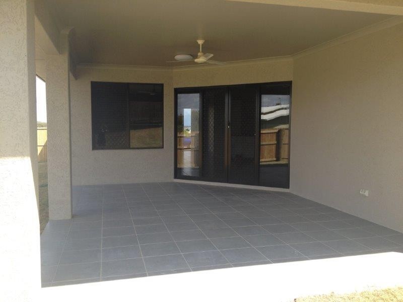 2 Seacove Crescent, Bowen QLD 4805