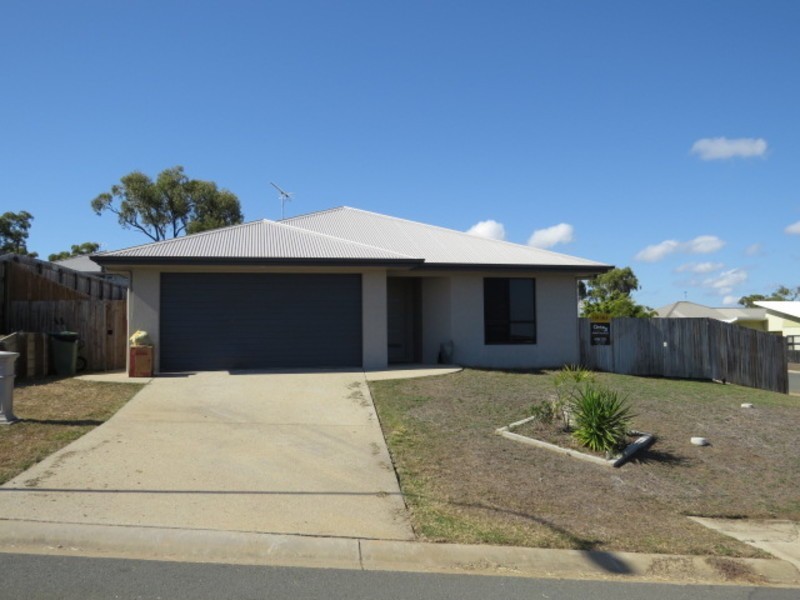 2 Seacove Crescent, Bowen QLD 4805