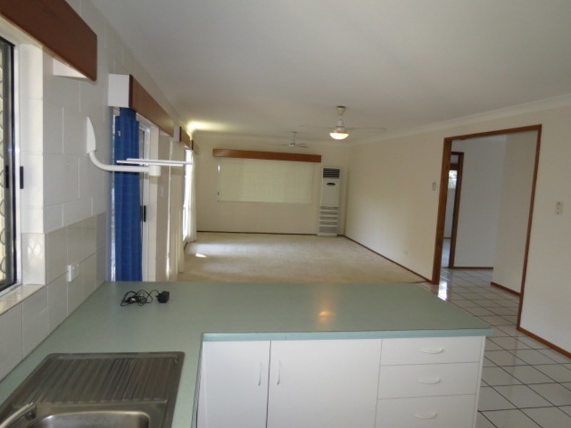 52 Rose Bay Road, Bowen QLD 4805