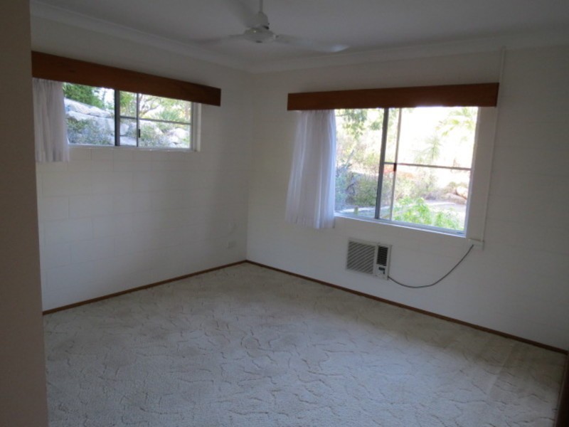 52 Rose Bay Road, Bowen QLD 4805