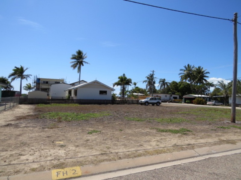 7 Scott Avenue, Bowen QLD 4805