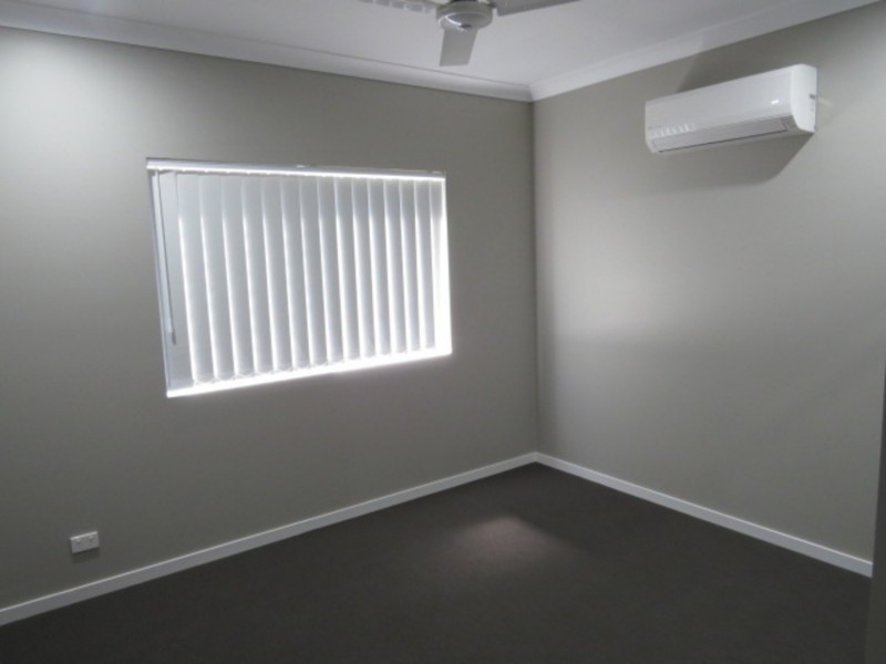 20 Grandview Terrace, Bowen QLD 4805