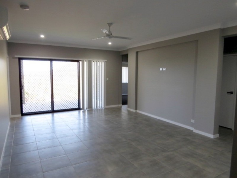 20 Grandview Terrace, Bowen QLD 4805