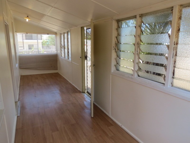 36 Poole Street, Bowen QLD 4805