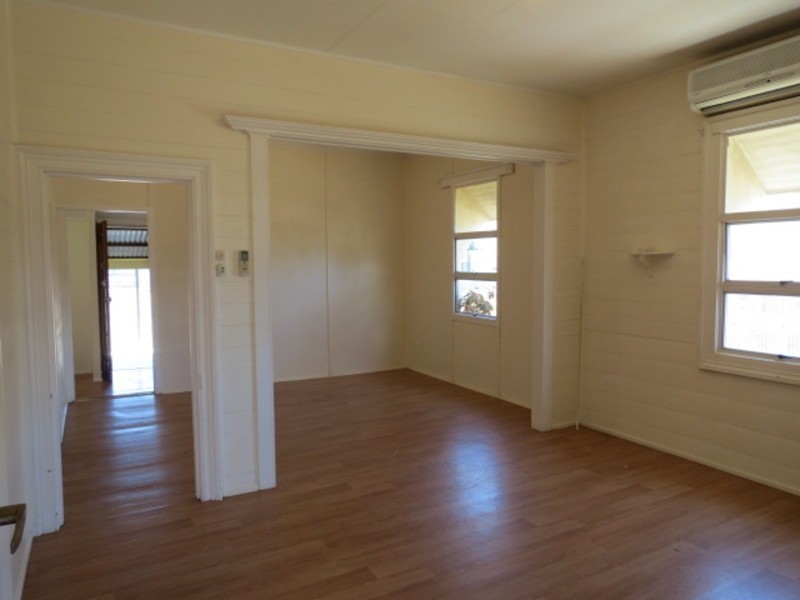 36 Poole Street, Bowen QLD 4805