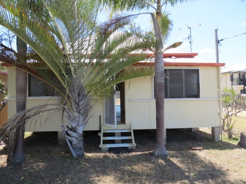 36 Poole Street, Bowen QLD 4805