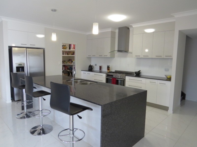 14 Ada Place, Bowen QLD 4805