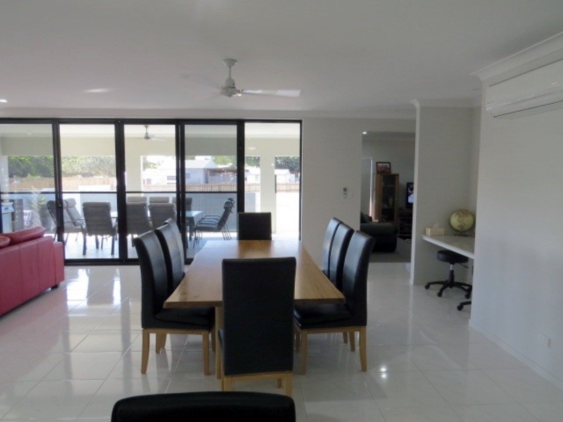 14 Ada Place, Bowen QLD 4805