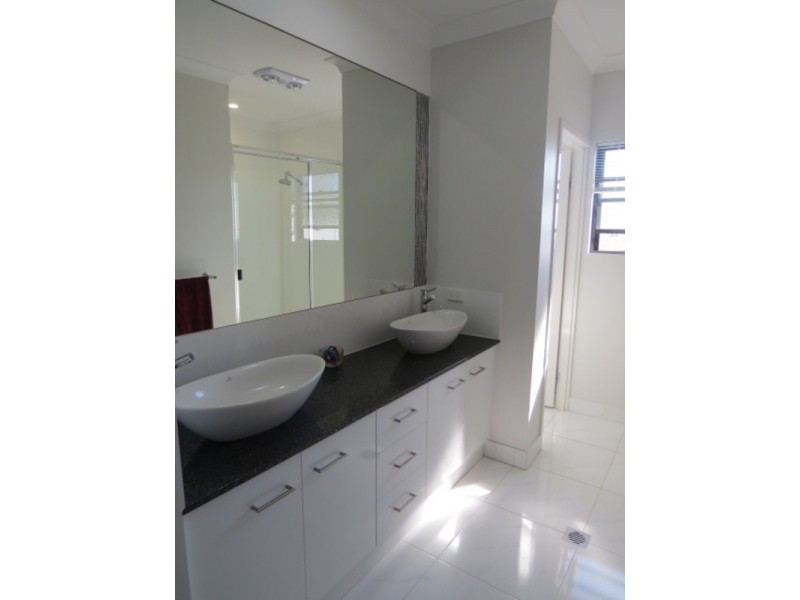 14 Ada Place, Bowen QLD 4805