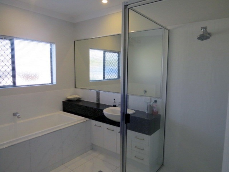 14 Ada Place, Bowen QLD 4805