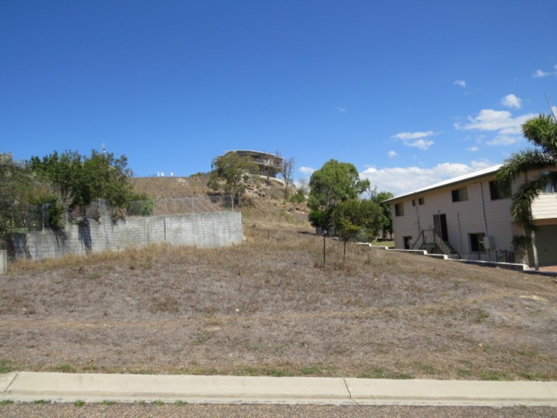 13 Pilcher Place, Bowen QLD 4805