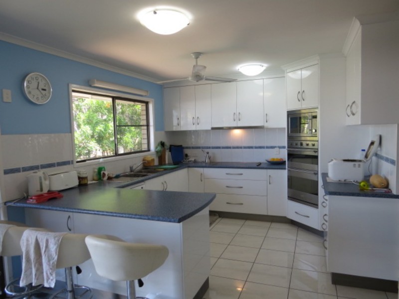 17 Banksia Street, Bowen QLD 4805