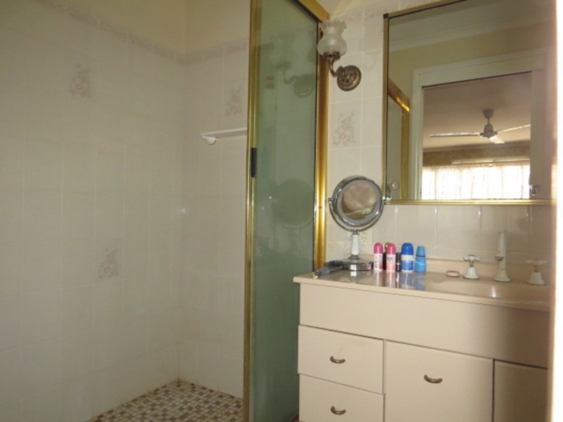 17 Banksia Street, Bowen QLD 4805