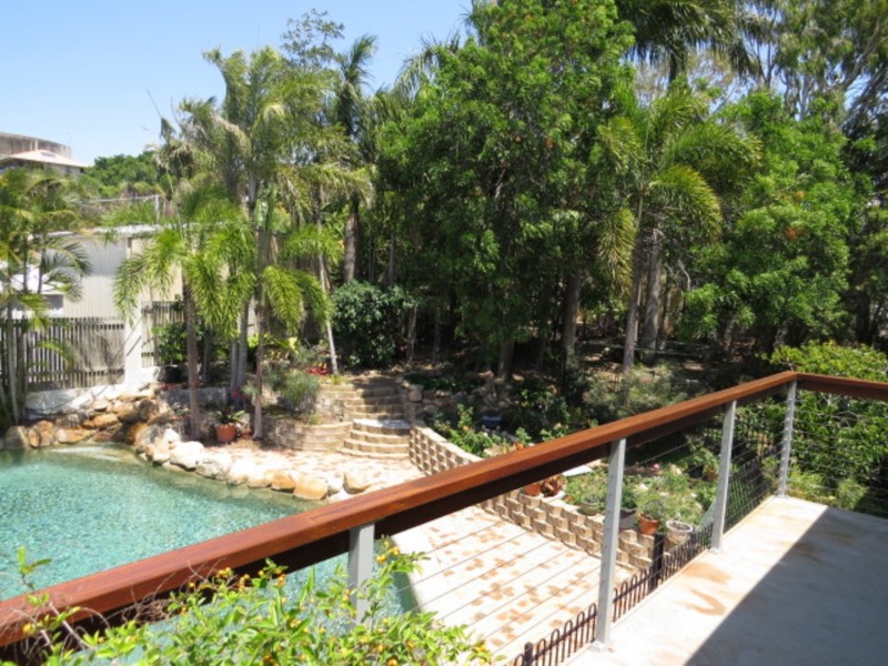 17 Banksia Street, Bowen QLD 4805