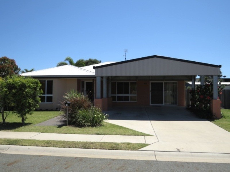 13 Hillview Place, Bowen QLD 4805