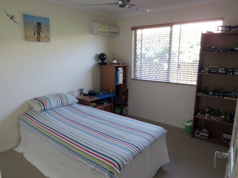 13 Hillview Place, Bowen QLD 4805