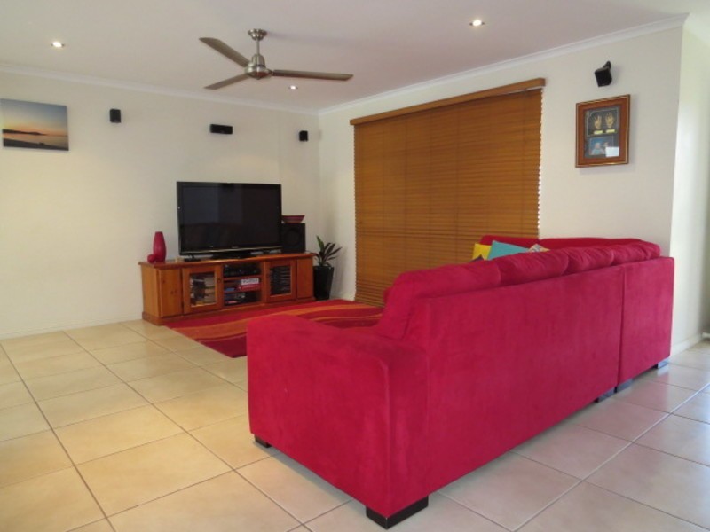 13 Hillview Place, Bowen QLD 4805