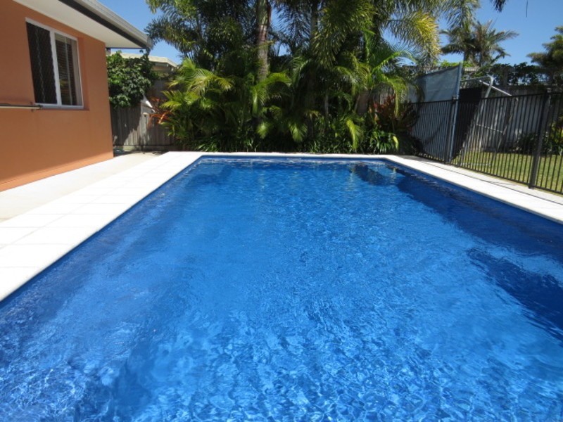 13 Hillview Place, Bowen QLD 4805