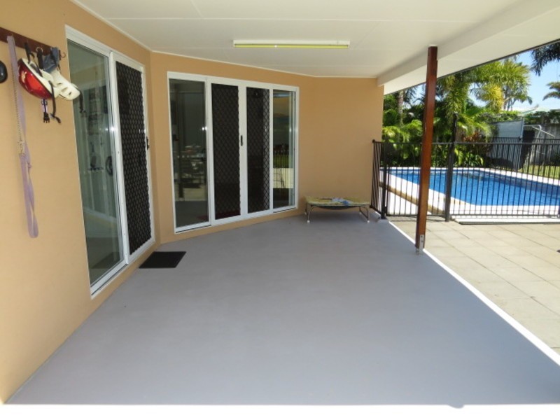 13 Hillview Place, Bowen QLD 4805