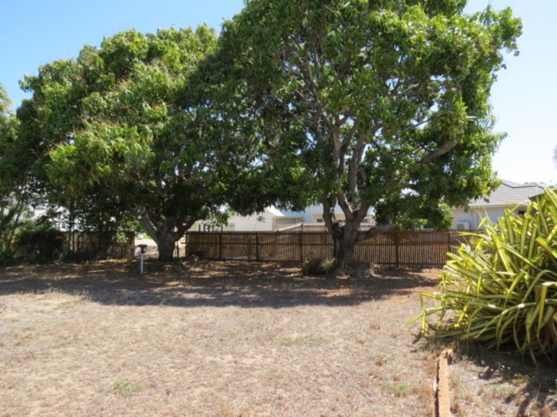 17 Gilbert Street, Bowen QLD 4805