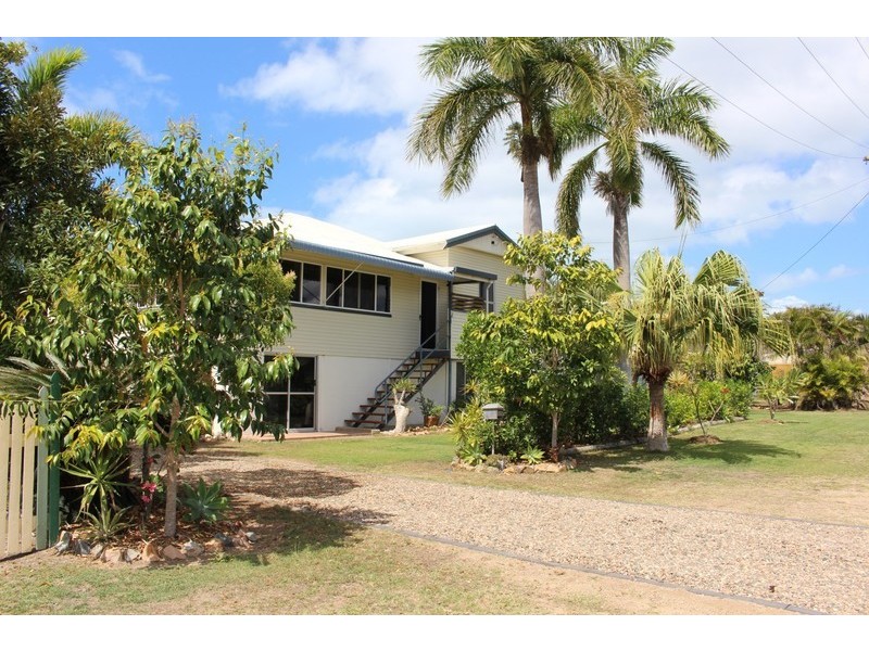 24 Sinclair Street, Bowen QLD 4805