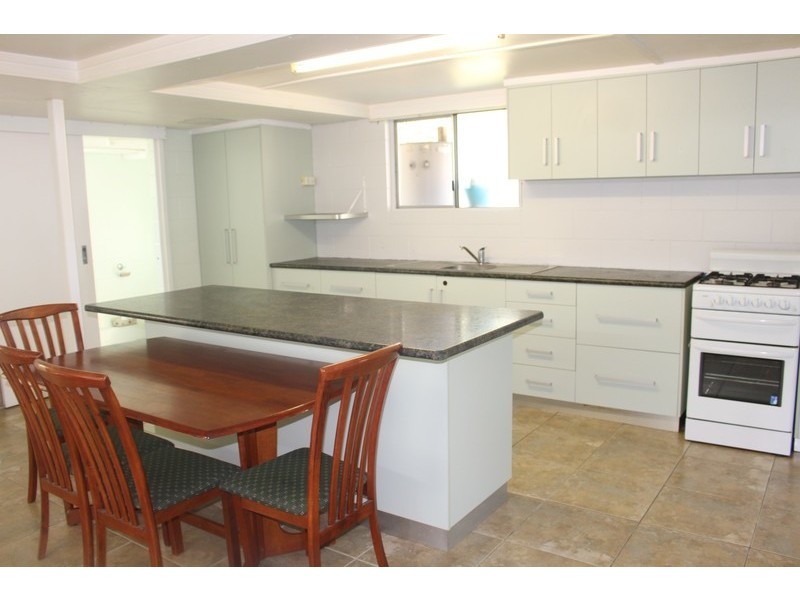 24 Sinclair Street, Bowen QLD 4805