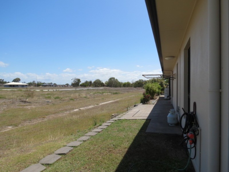 25 Catalina Court, Bowen QLD 4805