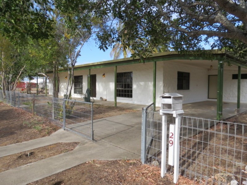 29 Crofton Street, Bowen QLD 4805