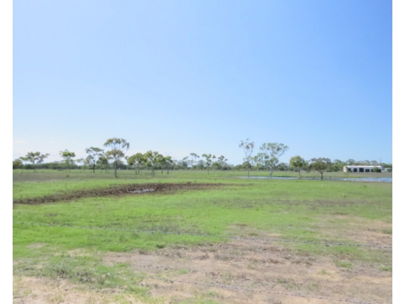 44 Roaches Road, Bowen QLD 4805