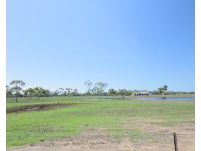 44 Roaches Road, Bowen QLD 4805