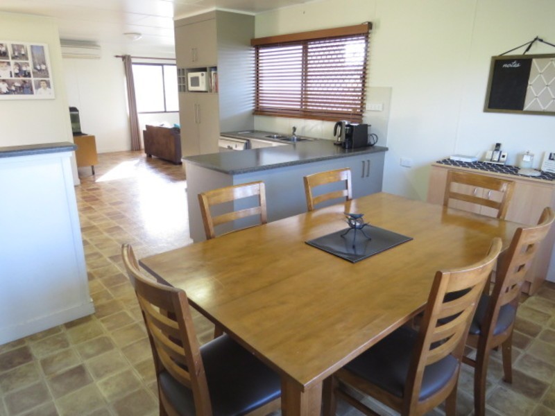 119 Gregory Street, Bowen QLD 4805