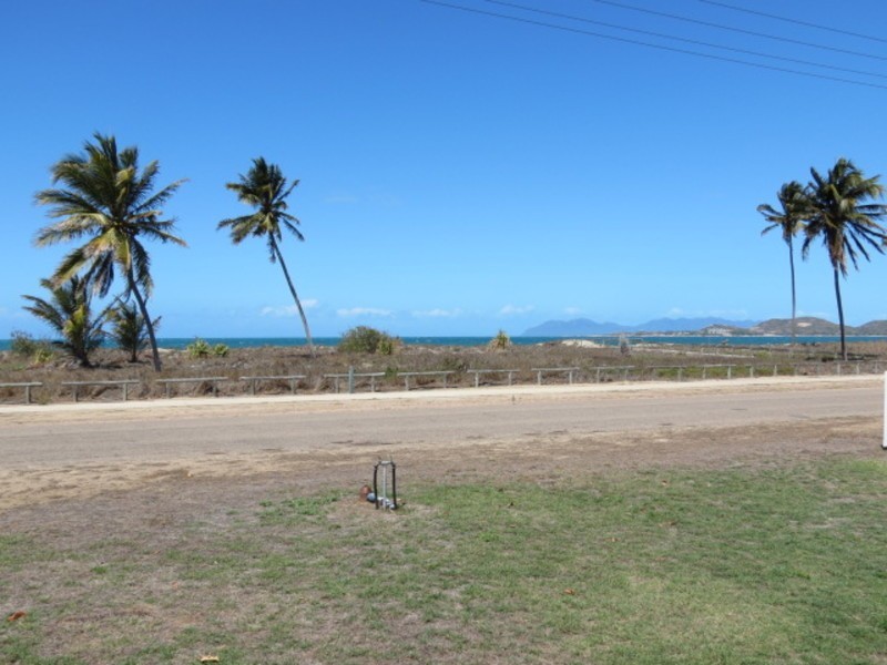 63 Queens Beach Esplanade, Bowen QLD 4805