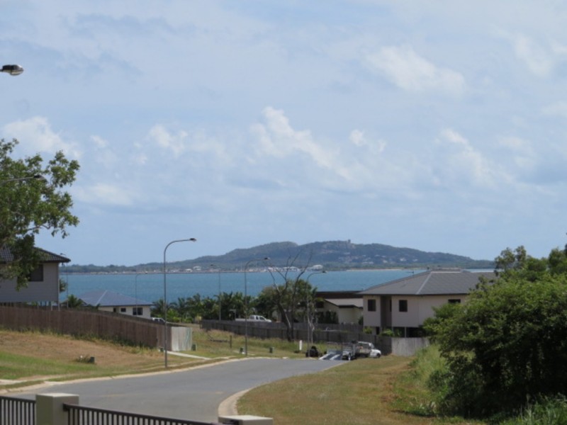 3 Links Road, Bowen QLD 4805